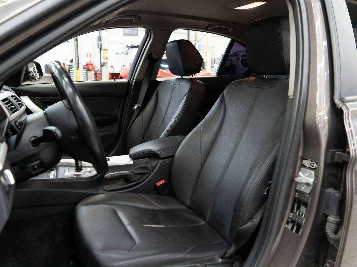 Б/У БМВ 3 серии 2014 года. Фото: #5