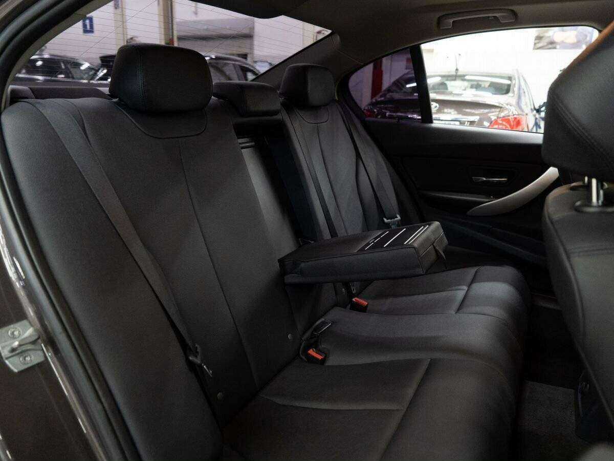 Б/У БМВ 3 серии 2014 года. Фото: #7