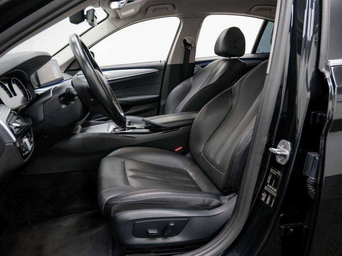 Б/У БМВ 5 серии 2017 года. Фото: #15