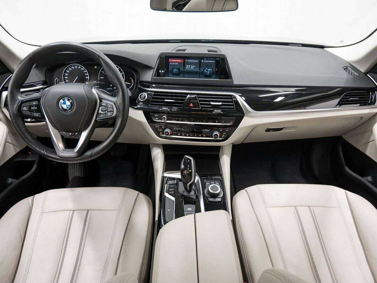 Б/У БМВ 5 серии 2018 года. Фото: #9