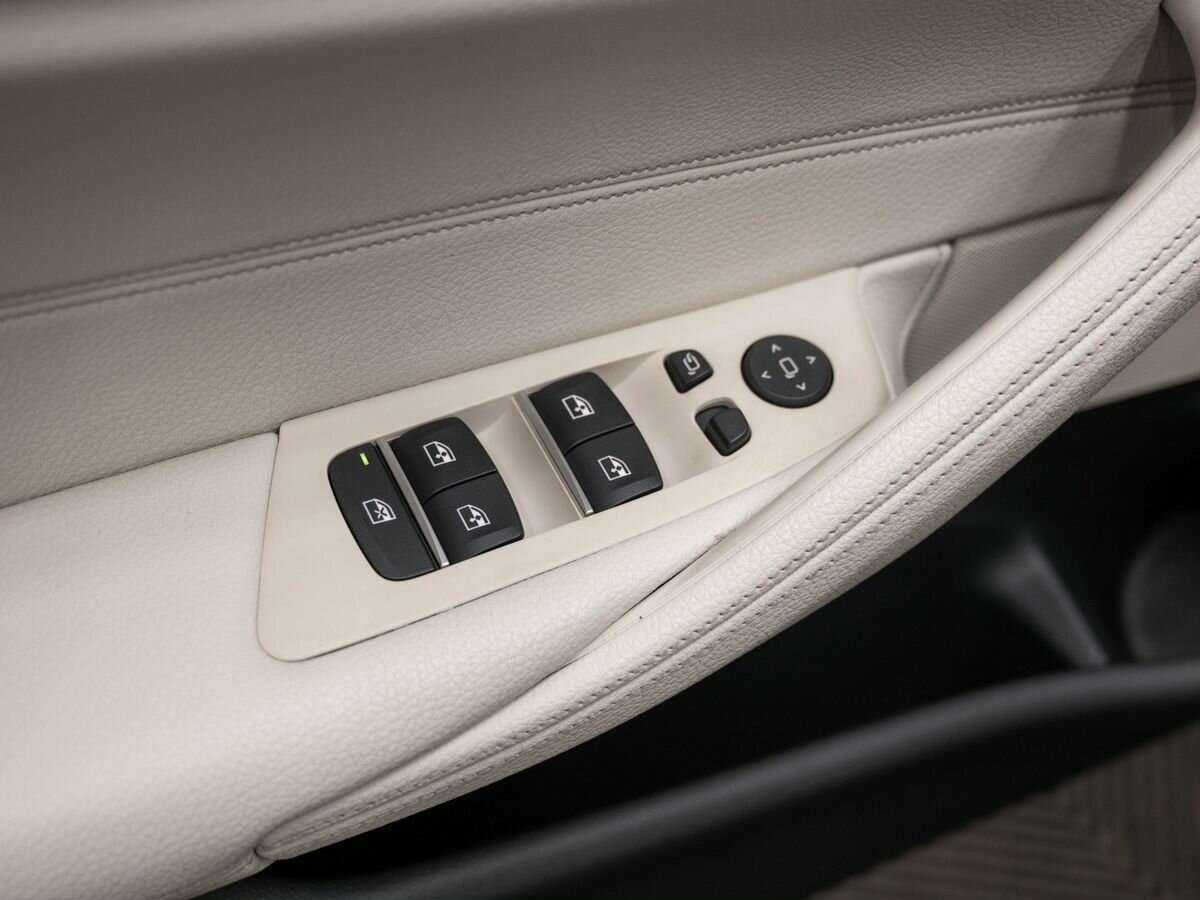 Б/У БМВ 5 серии 2018 года. Фото: #13