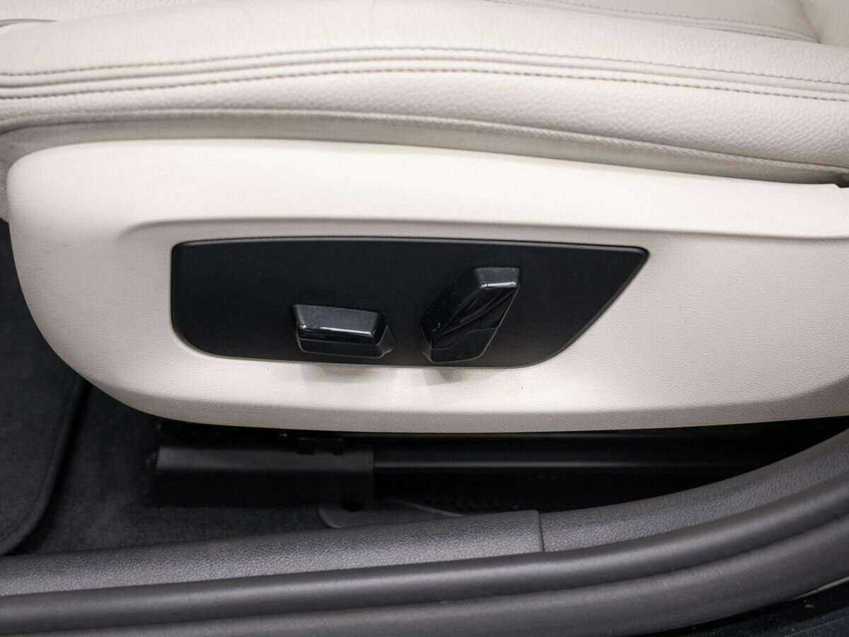 Б/У БМВ 5 серии 2018 года. Фото: #14