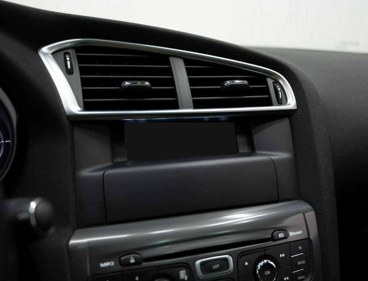 Б/У Ситроен Ц4 2013 года. Фото: #18