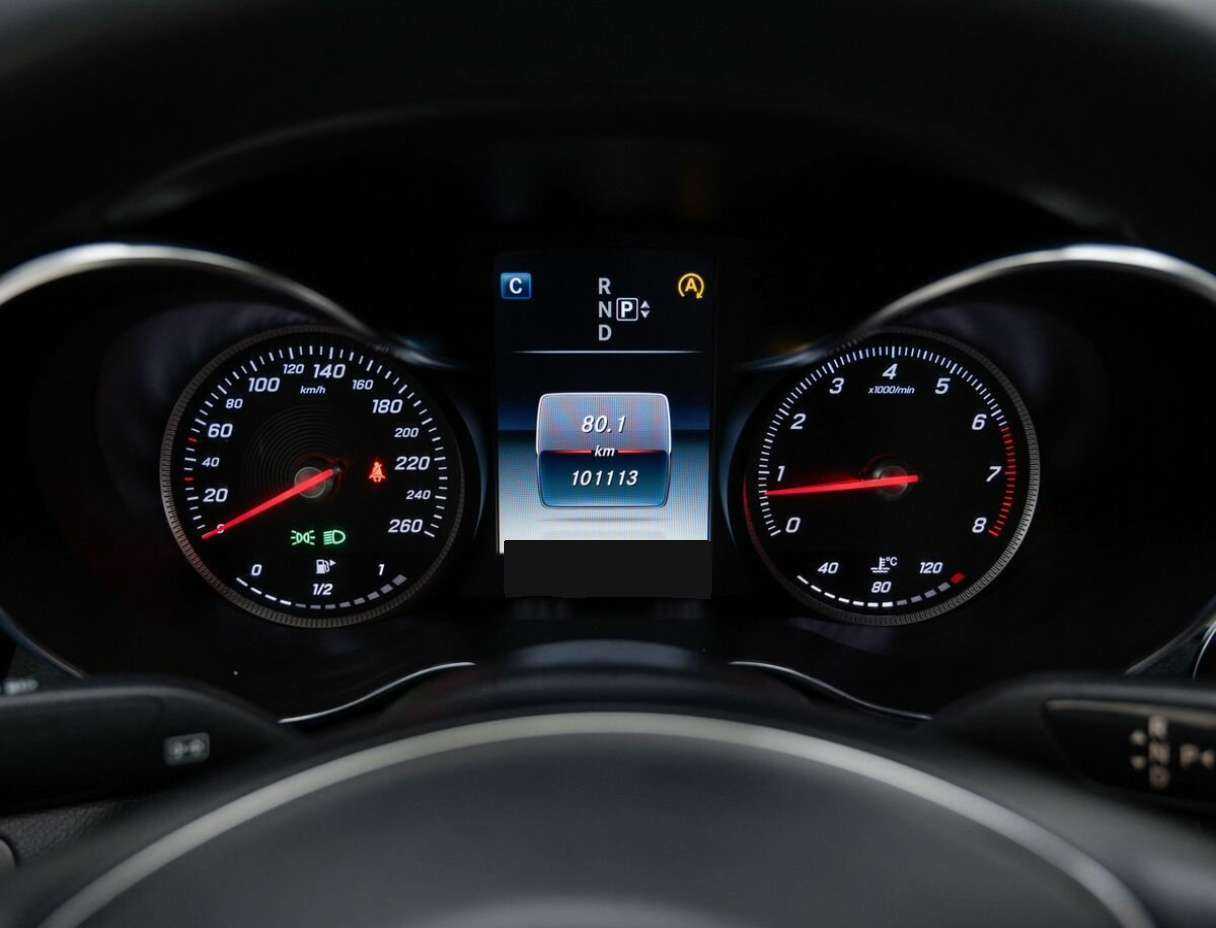 Б/У Мерседес-Бенц Ц-Класс 2014 года. Фото: #23