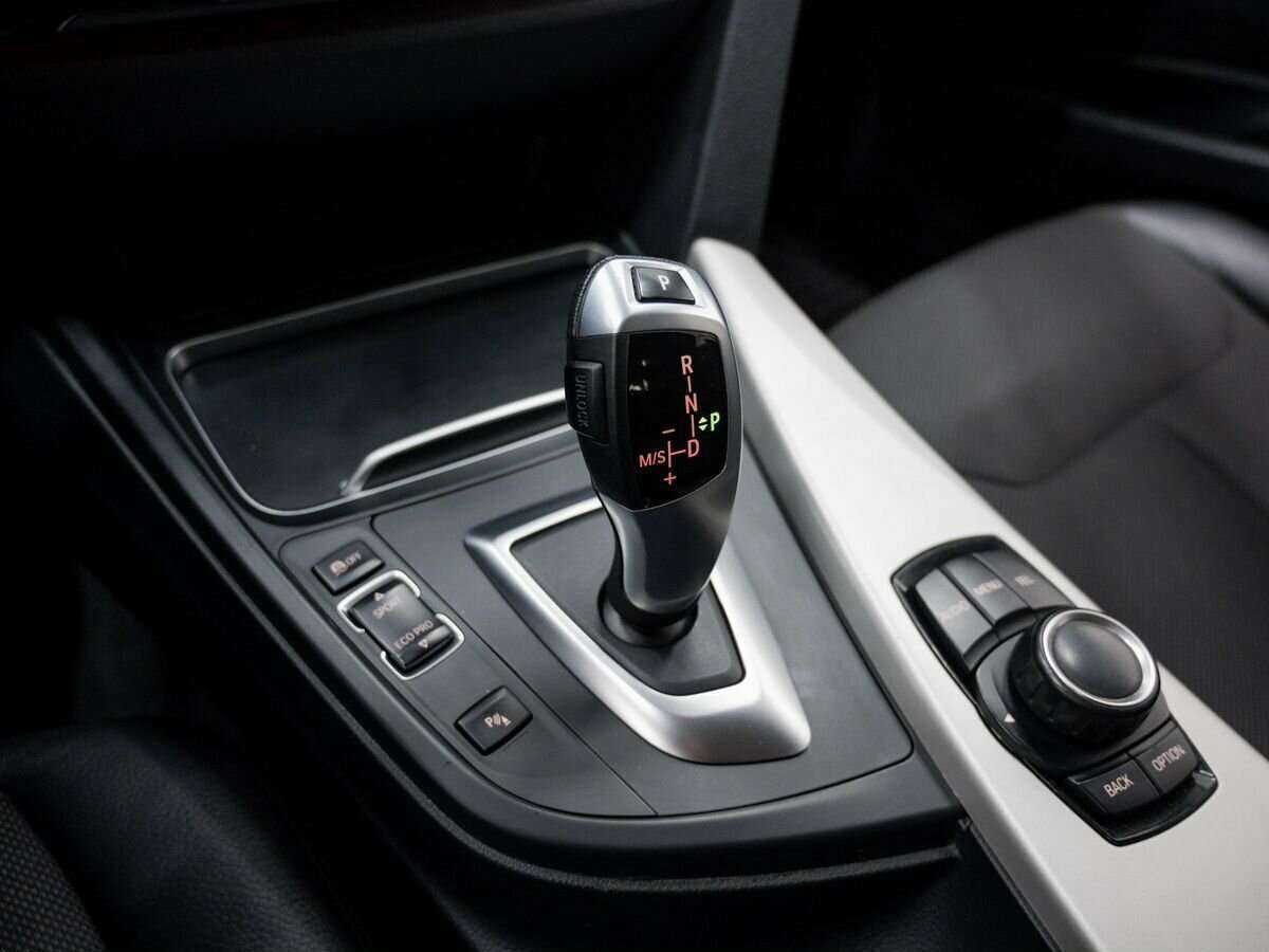 Б/У БМВ 3 серии 2016 года. Фото: #17