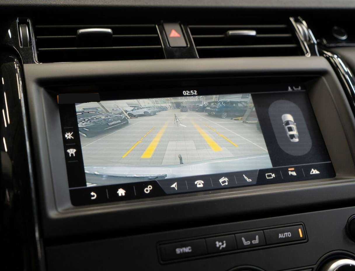 Б/У Лэнд Ровер Дискавери 2018 года. Фото: #17