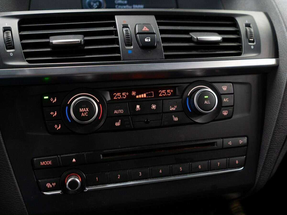 Б/У БМВ Икс3 2013 года. Фото: #10