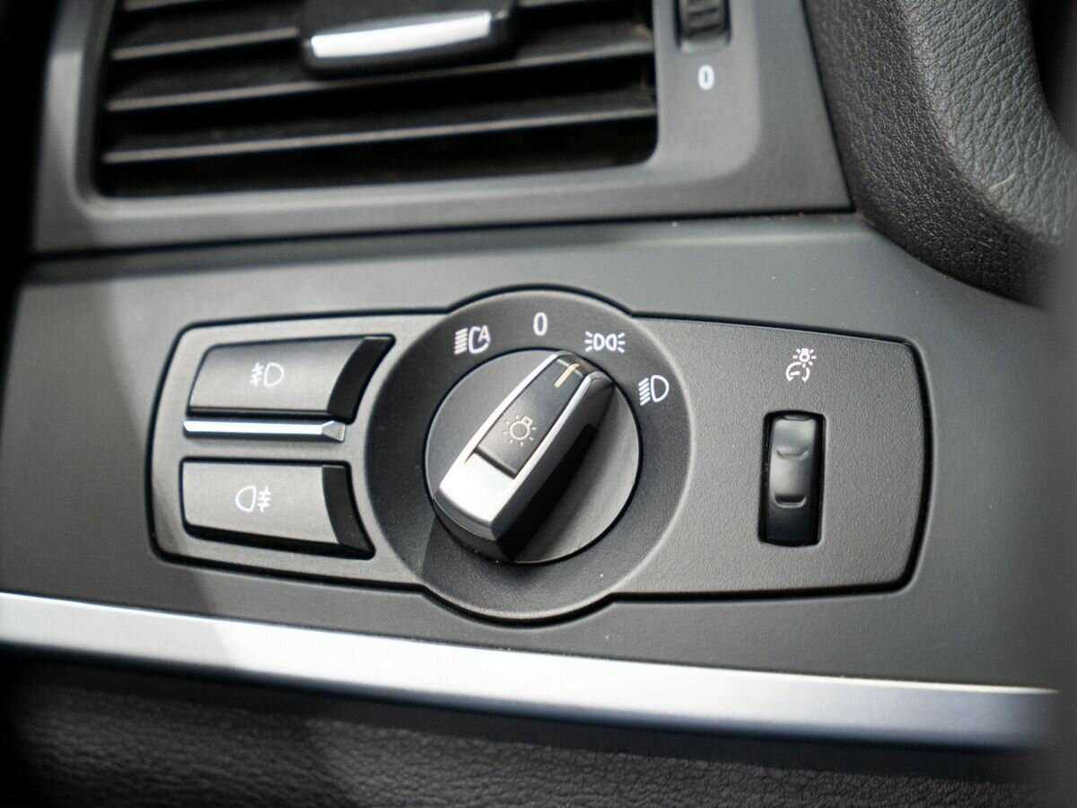 Б/У БМВ Икс3 2013 года. Фото: #15