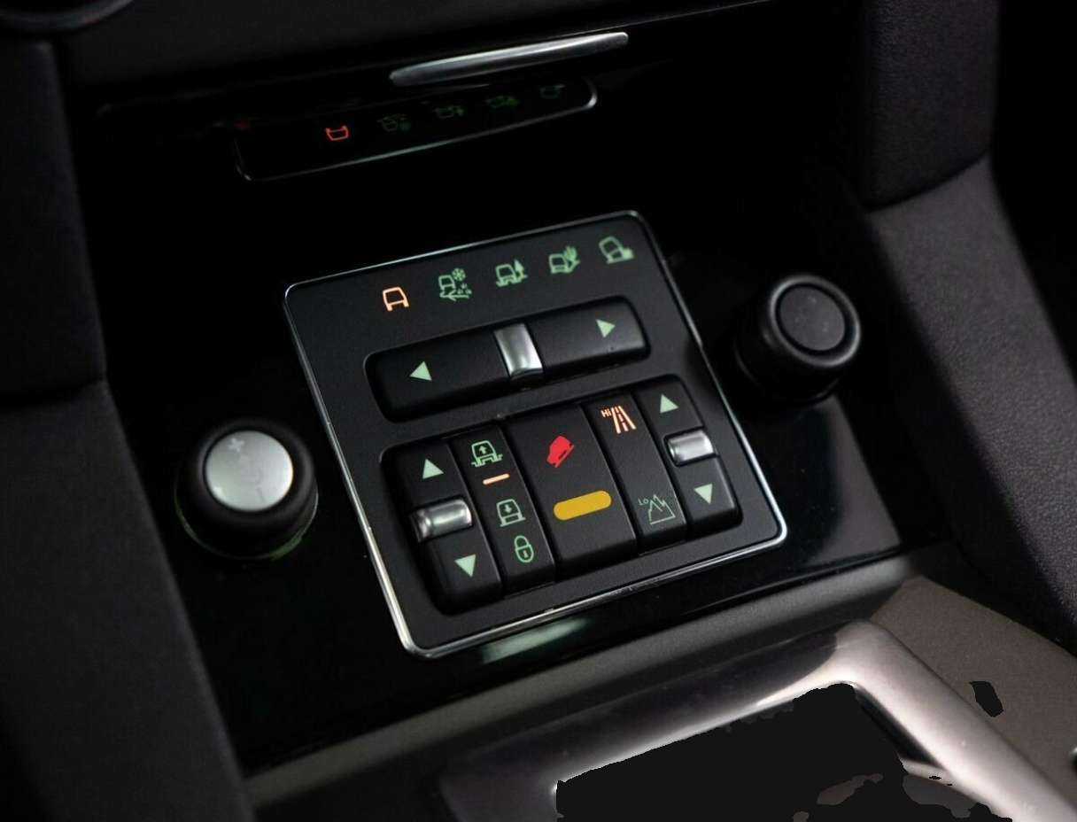 Б/У Лэнд Ровер Дискавери 2013 года. Фото: #12