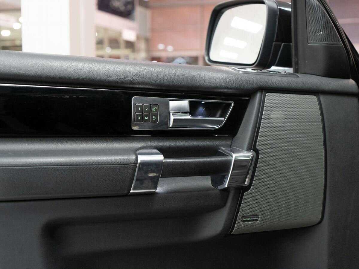 Б/У Лэнд Ровер Дискавери 2013 года. Фото: #16