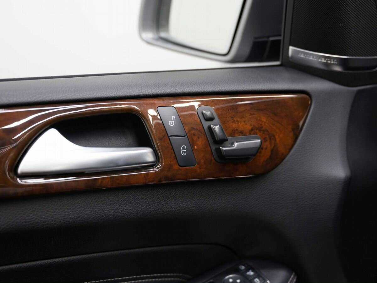 Б/У Мерседес-Бенц М-Класс 2012 года. Фото: #26