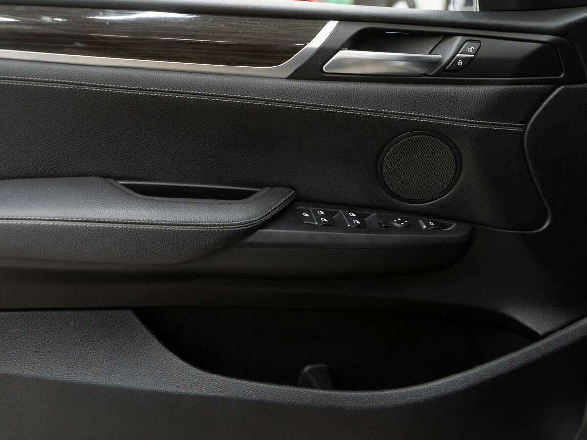 Б/У БМВ Икс3 2014 года. Фото: #14