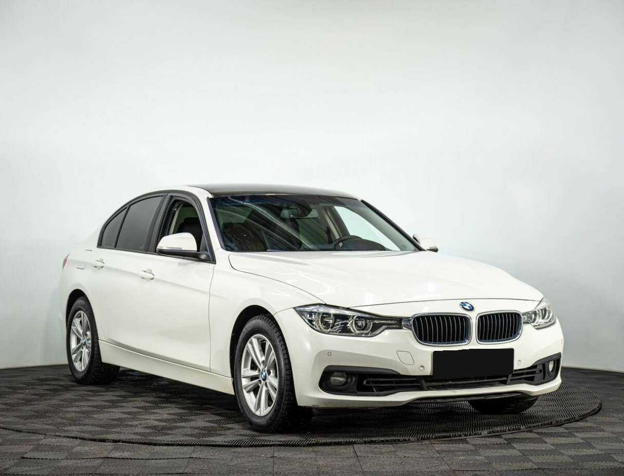 Б/У БМВ 3 серии 2016 года. Фото: #2