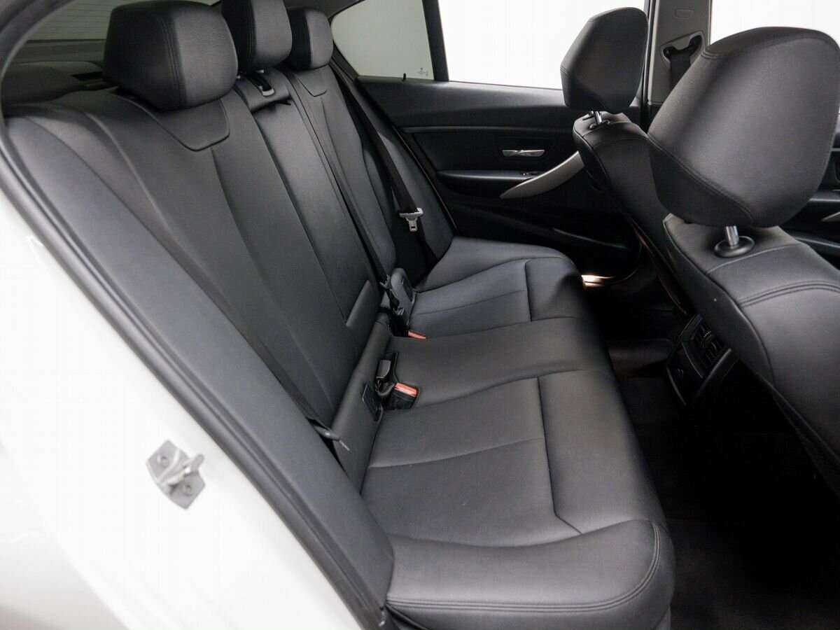 Б/У БМВ 3 серии 2016 года. Фото: #8