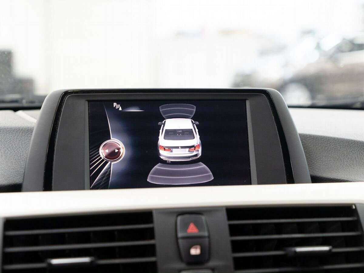 Б/У БМВ 3 серии 2015 года. Фото: #9