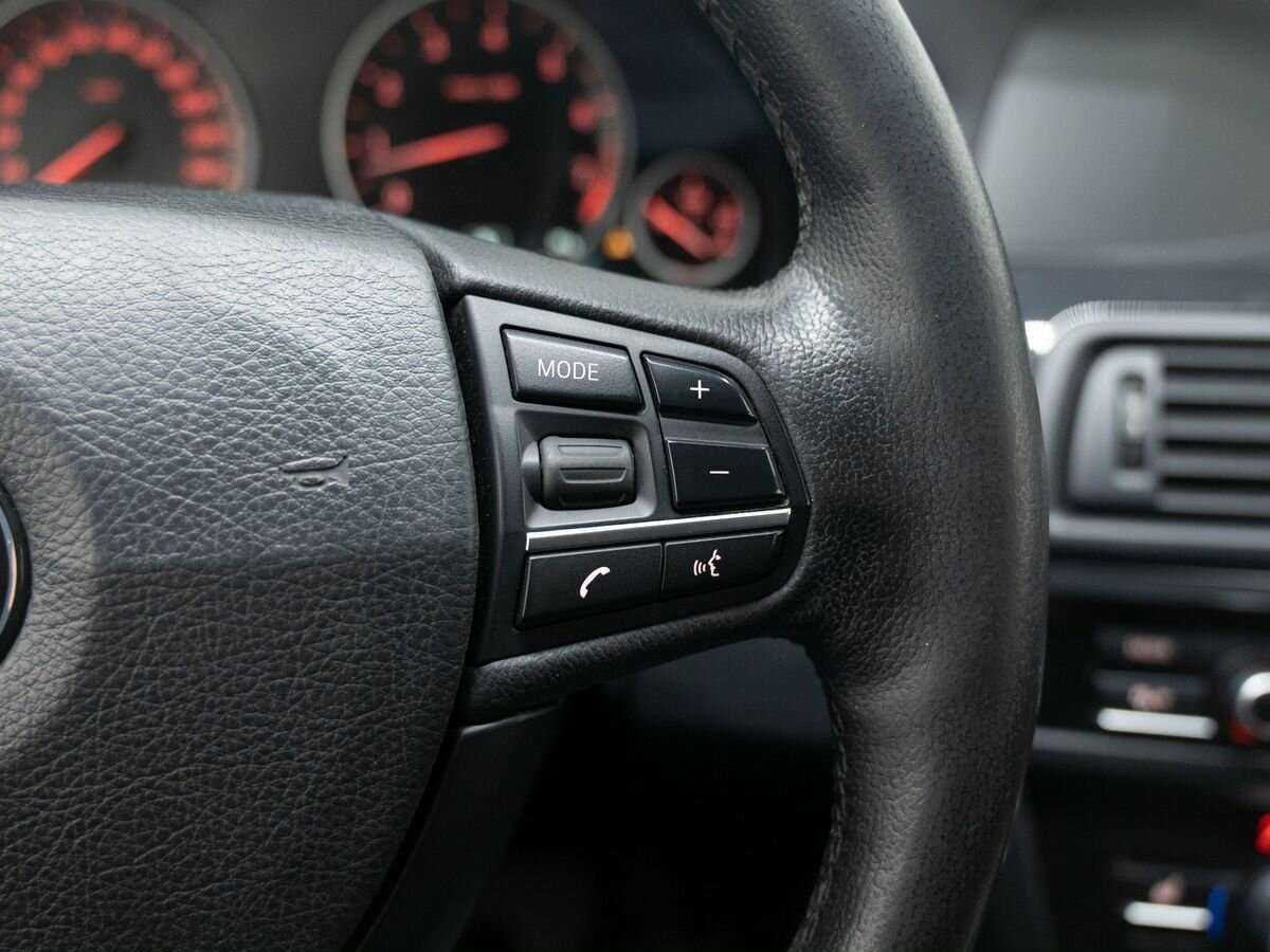 Б/У БМВ 5 серии 2013 года. Фото: #18