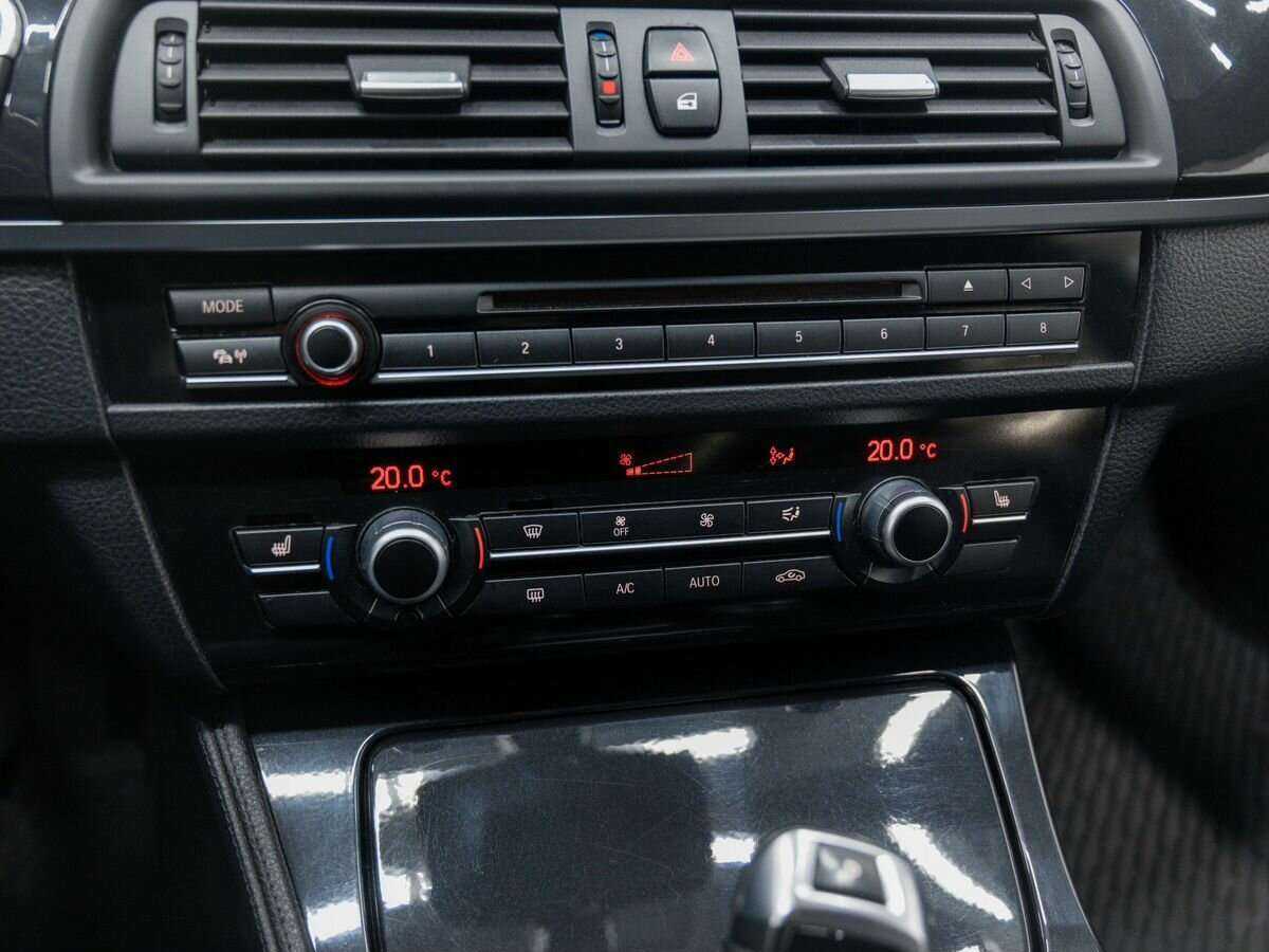 Б/У БМВ 5 серии 2013 года. Фото: #21