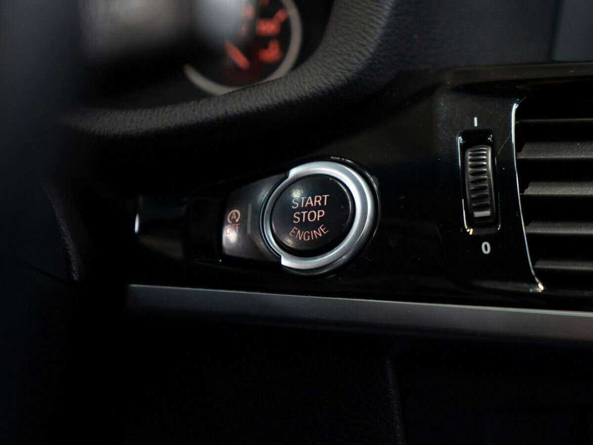 Б/У БМВ Икс3 2016 года. Фото: #10