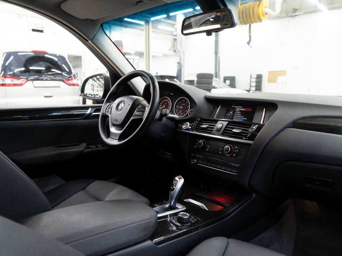 Б/У БМВ Икс3 2016 года. Фото: #16