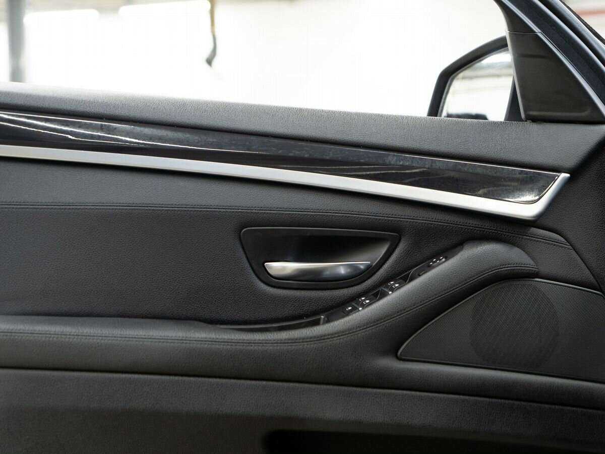 Б/У БМВ 5 серии 2014 года. Фото: #14