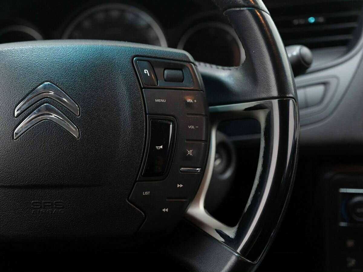 Б/У Ситроен Ц5 2012 года. Фото: #16