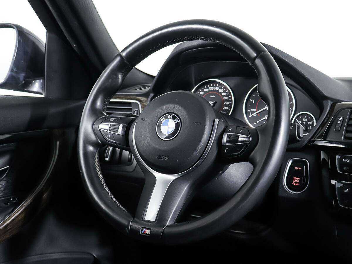 Б/У БМВ 3 серии 2016 года. Фото: #14