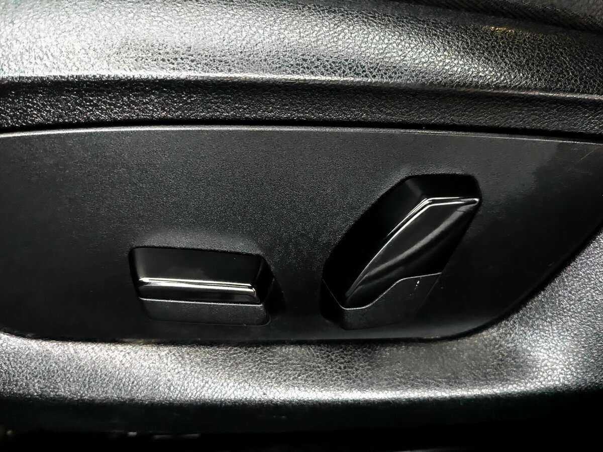 Б/У БМВ 5 серии 2018 года. Фото: #16