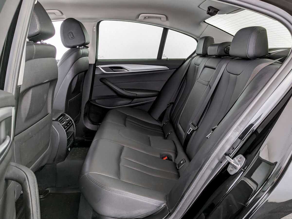 Б/У БМВ 5 серии 2018 года. Фото: #9