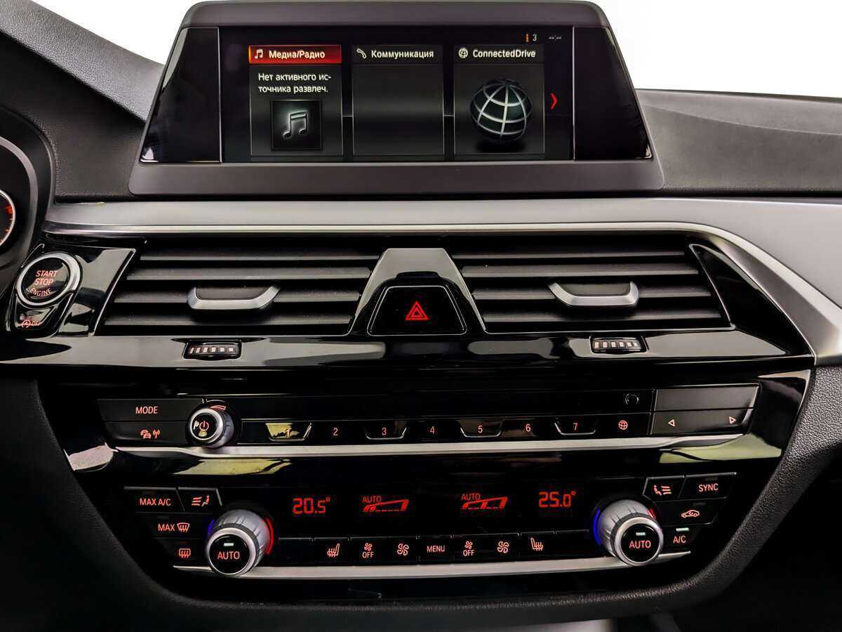 Б/У БМВ 5 серии 2018 года. Фото: #12