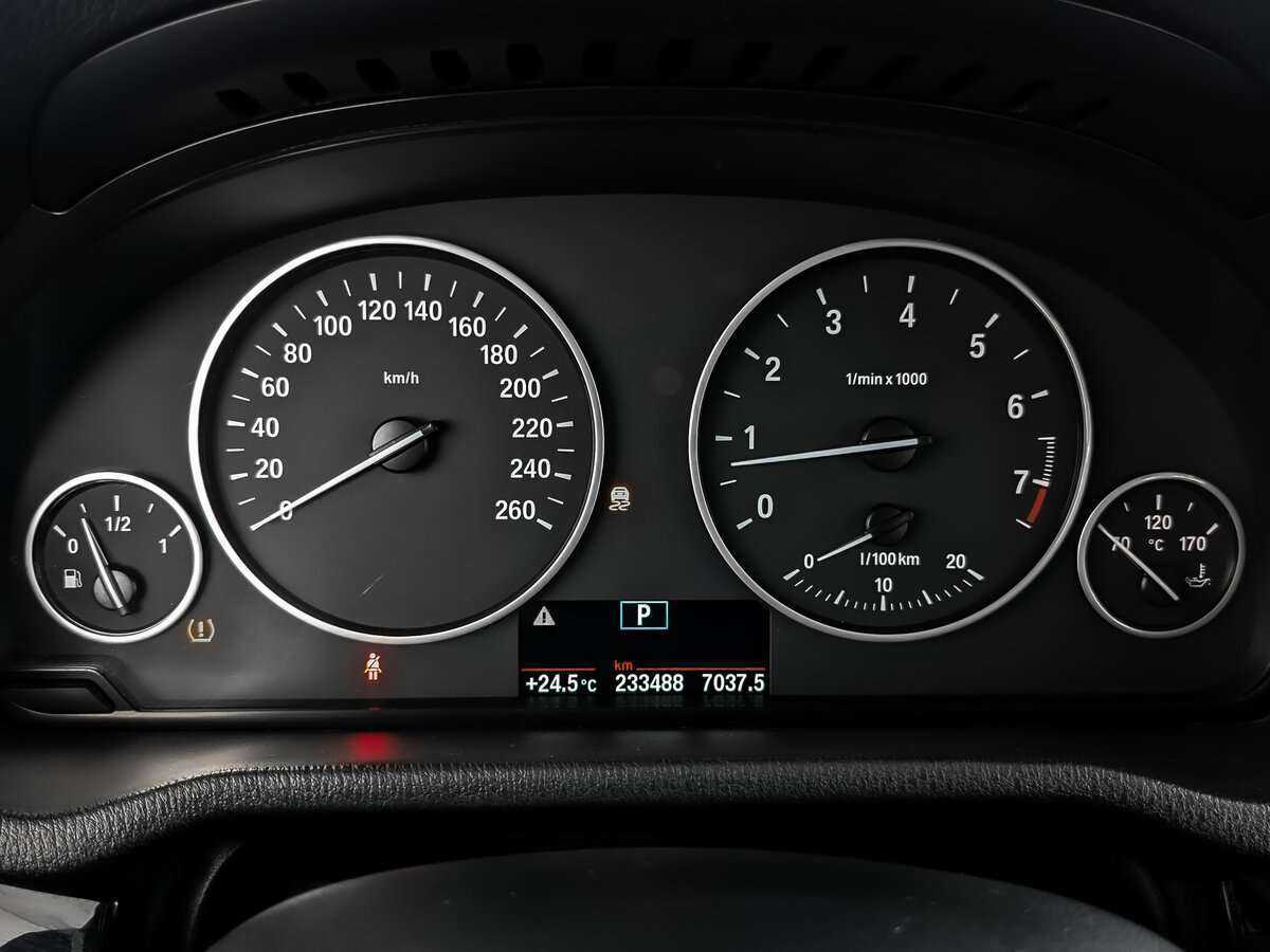 Б/У БМВ Икс3 2014 года. Фото: #11