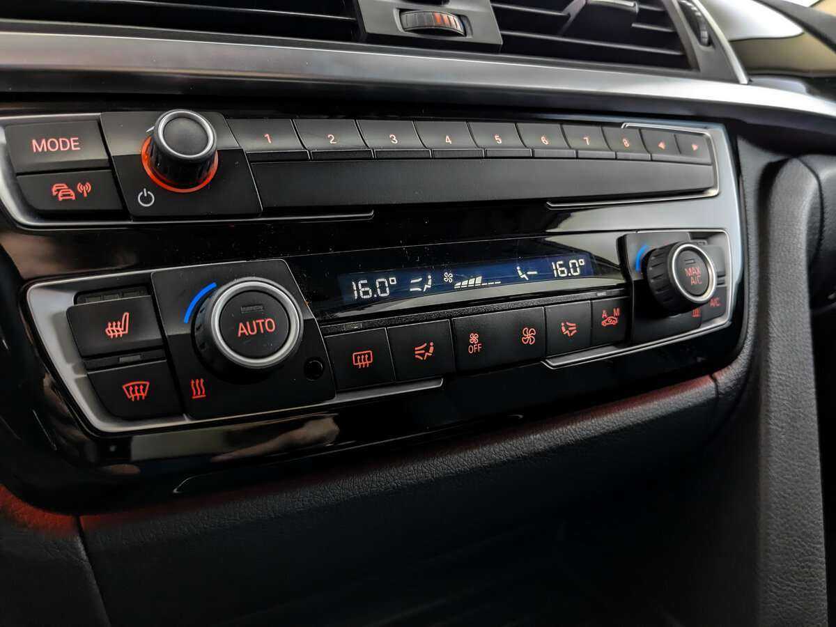 Б/У БМВ 3 серии 2017 года. Фото: #19