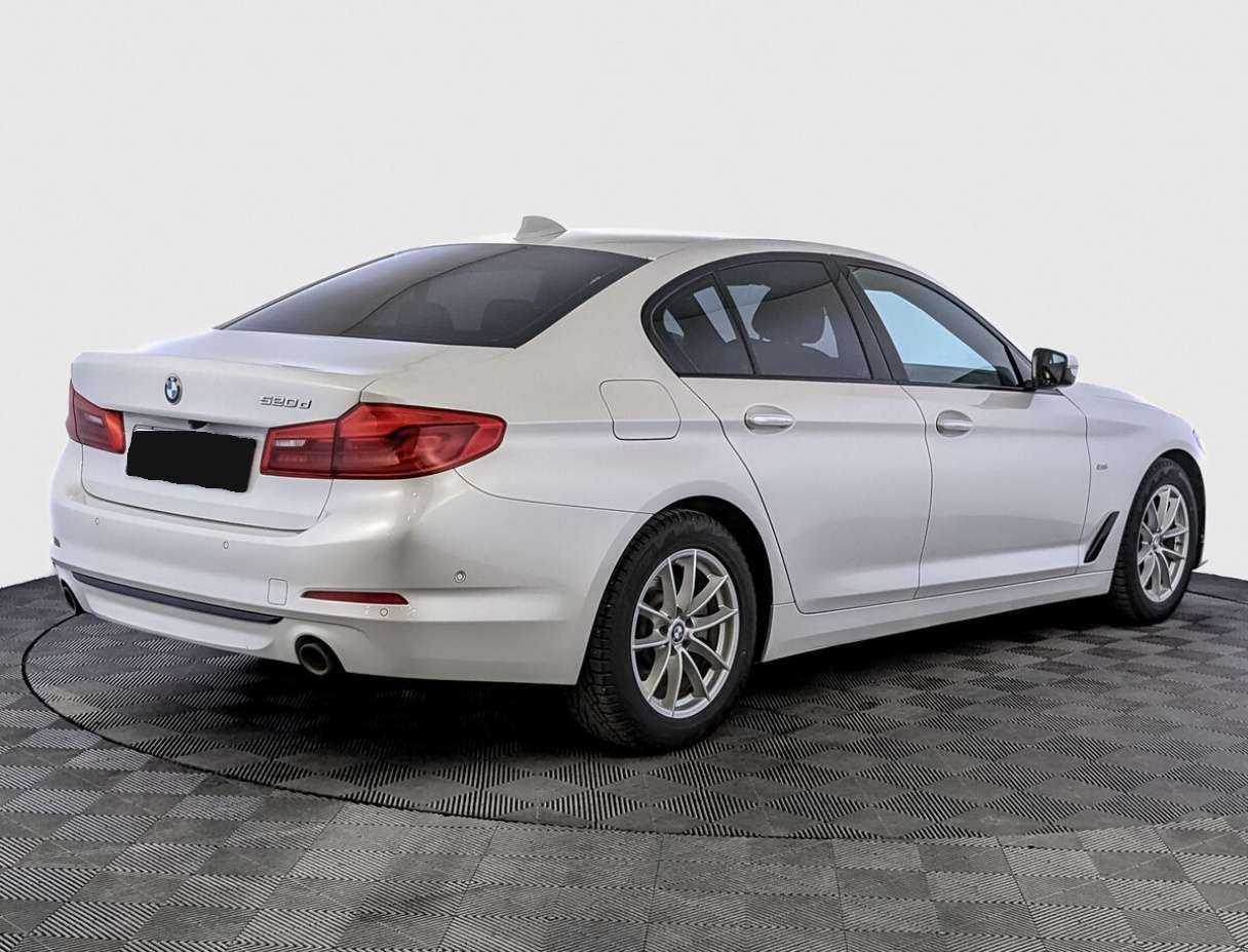 Б/У БМВ 5 серии 2017 года. Фото: #4