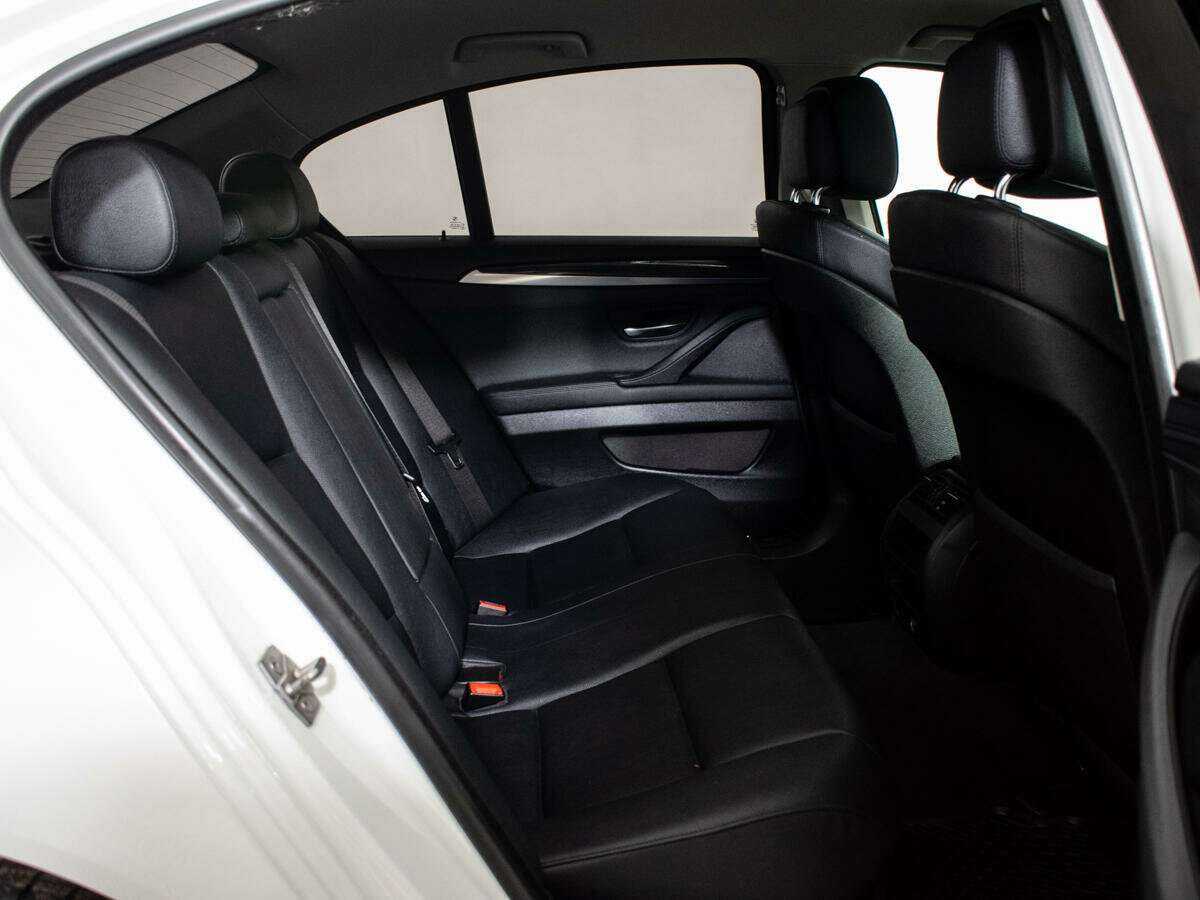 Б/У БМВ 5 серии 2012 года. Фото: #9