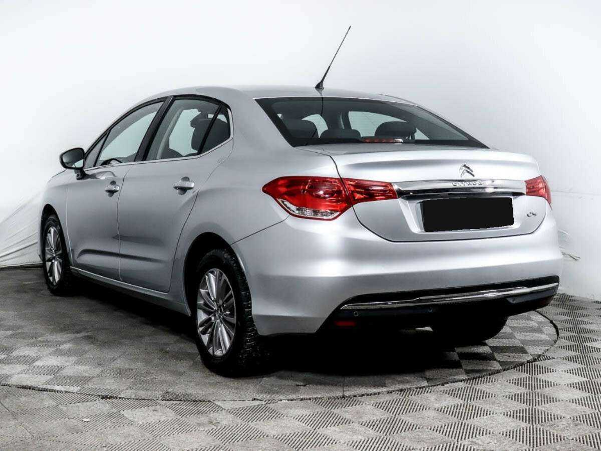 Б/У Ситроен Ц4 2020 года. Фото: #3