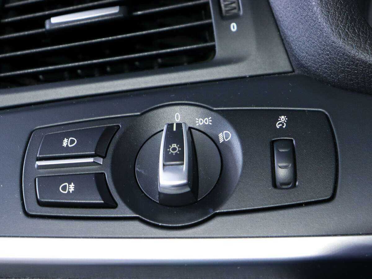 Б/У БМВ Икс3 2013 года. Фото: #14