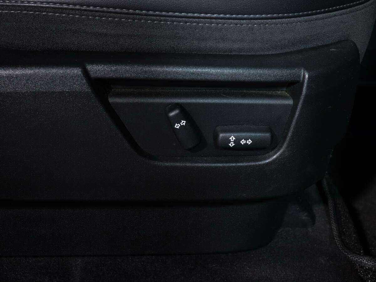 Б/У Лэнд Ровер Фрилендер 2013 года. Фото: #11