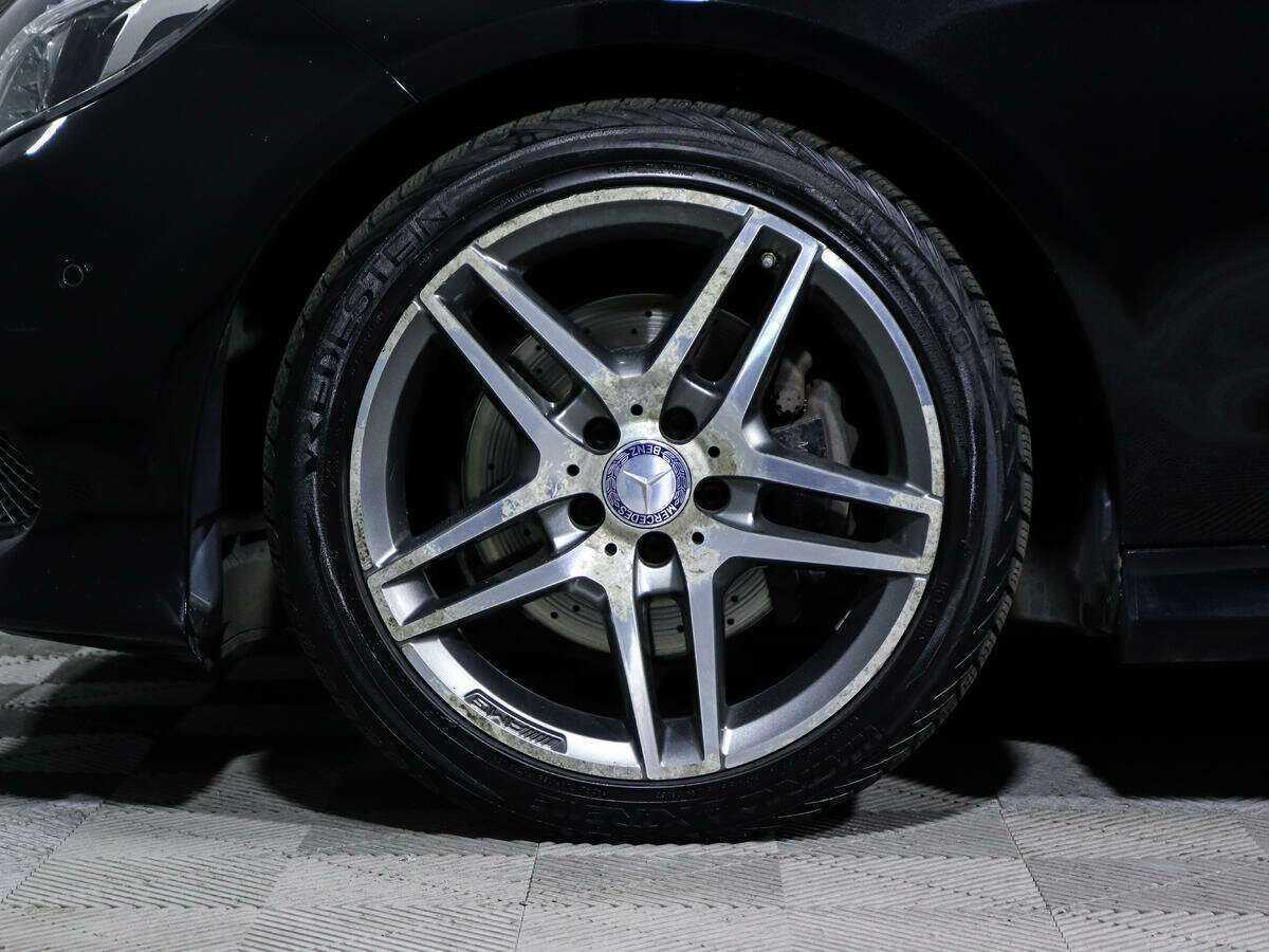 Б/У Мерседес-Бенц Е-Класс 2015 года. Фото: #12