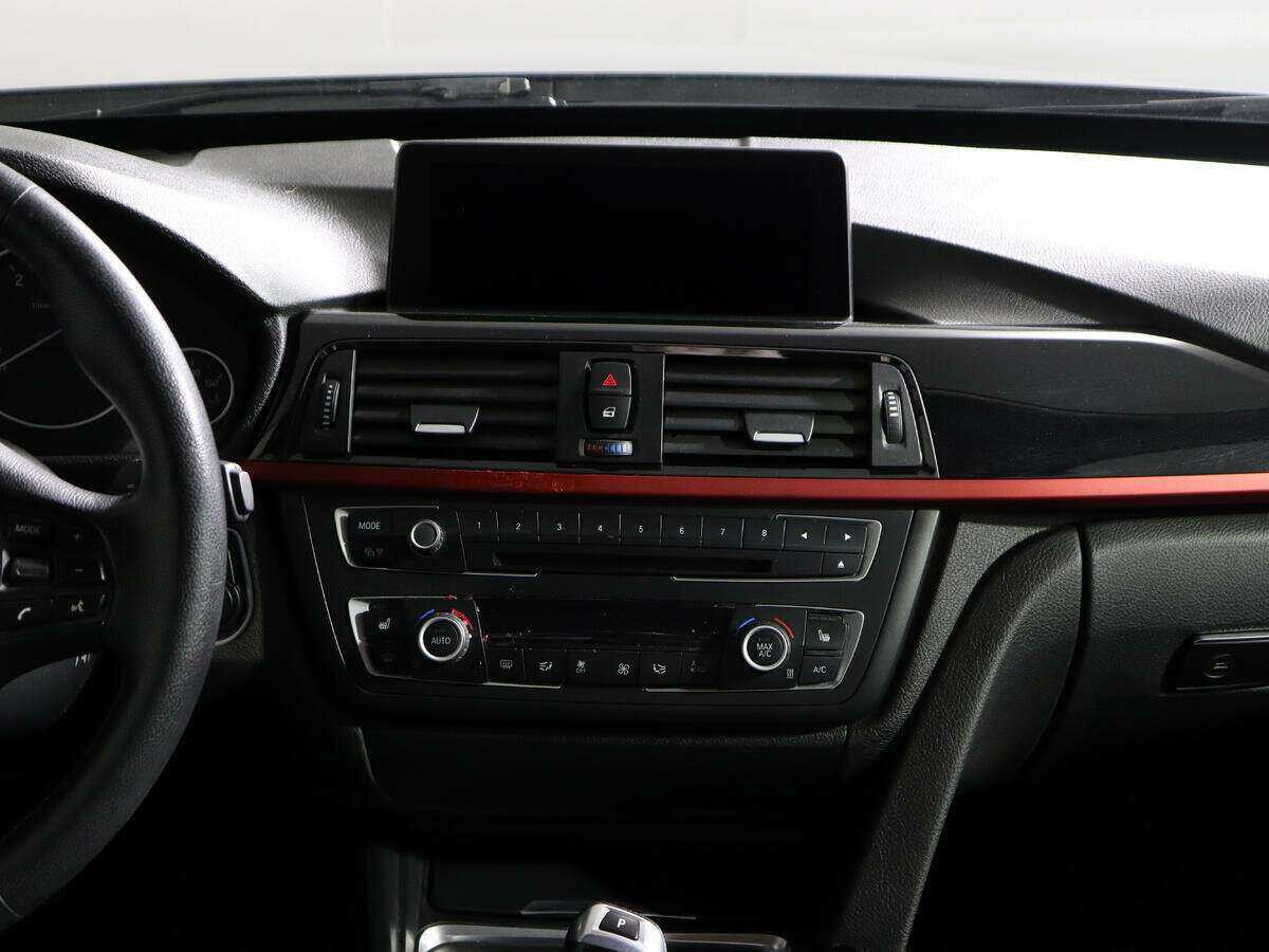 Б/У БМВ 3 серии 2014 года. Фото: #12