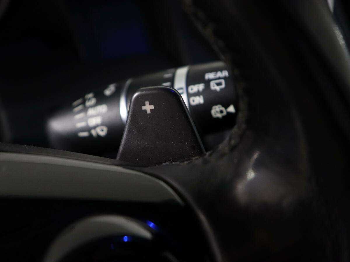 Б/У Лэнд Ровер Дискавери 2013 года. Фото: #22