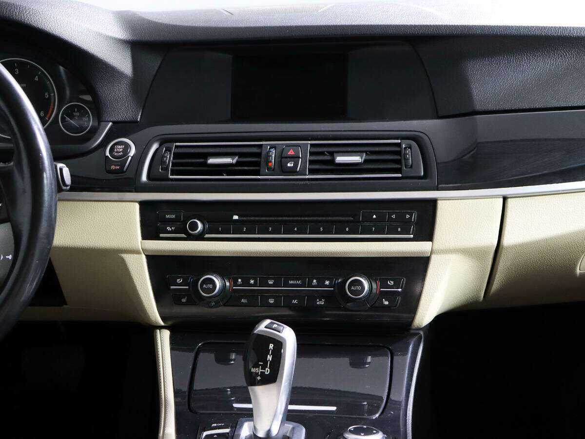 Б/У БМВ 5 серии 2012 года. Фото: #9