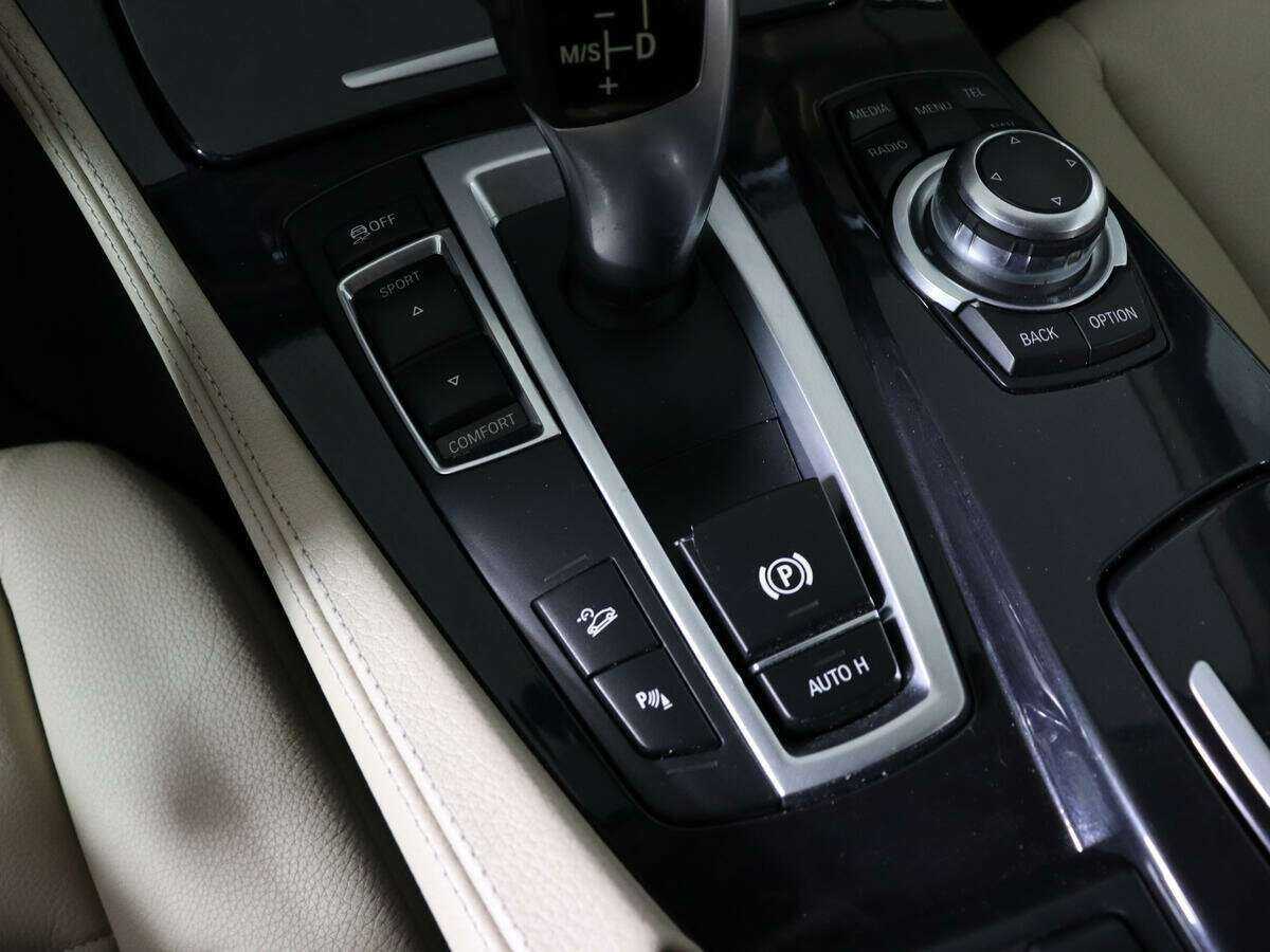 Б/У БМВ 5 серии 2012 года. Фото: #17