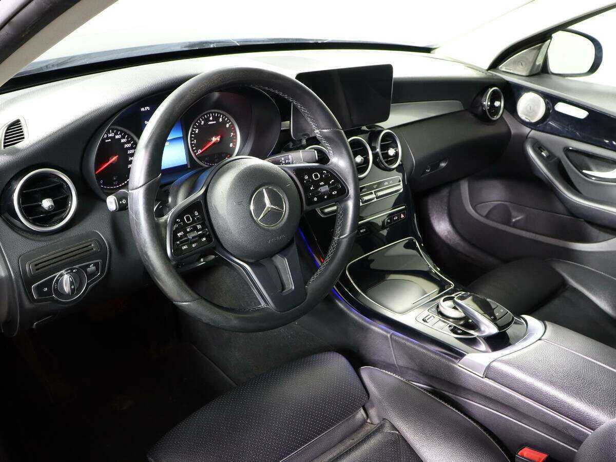 Б/У Мерседес-Бенц Ц-Класс 2018 года. Фото: #10