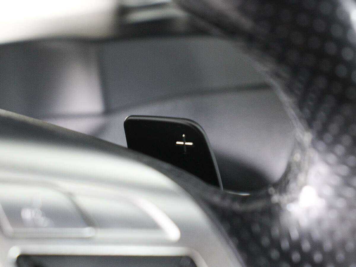 Б/У Мерседес-Бенц Е-Класс 2013 года. Фото: #17