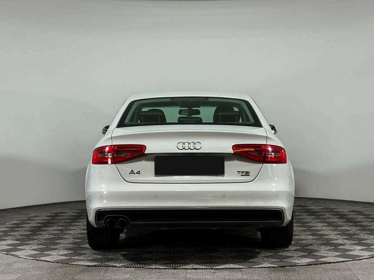 Б/У Ауди А4 2013 года. Фото: #5