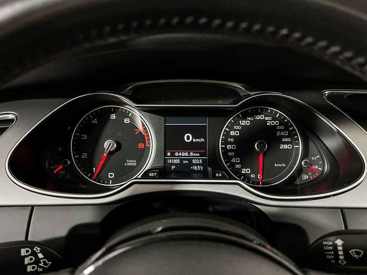 Б/У Ауди А4 2013 года. Фото: #10