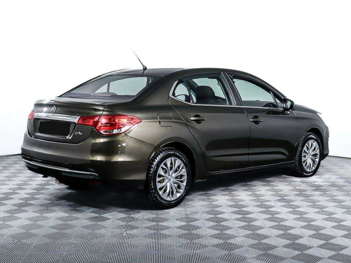 Б/У Ситроен Ц4 2016 года. Фото: #4