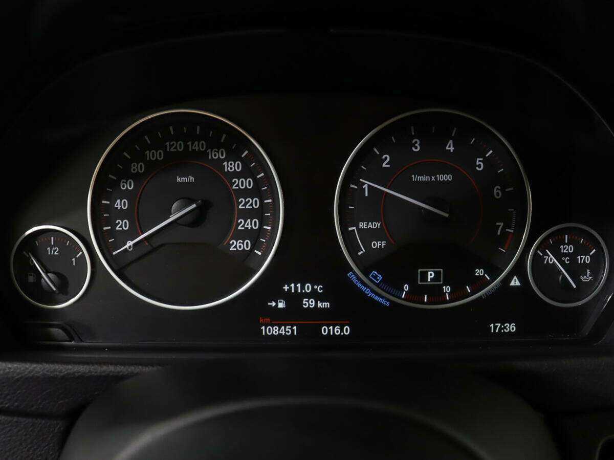 Б/У БМВ 3 серии 2016 года. Фото: #8