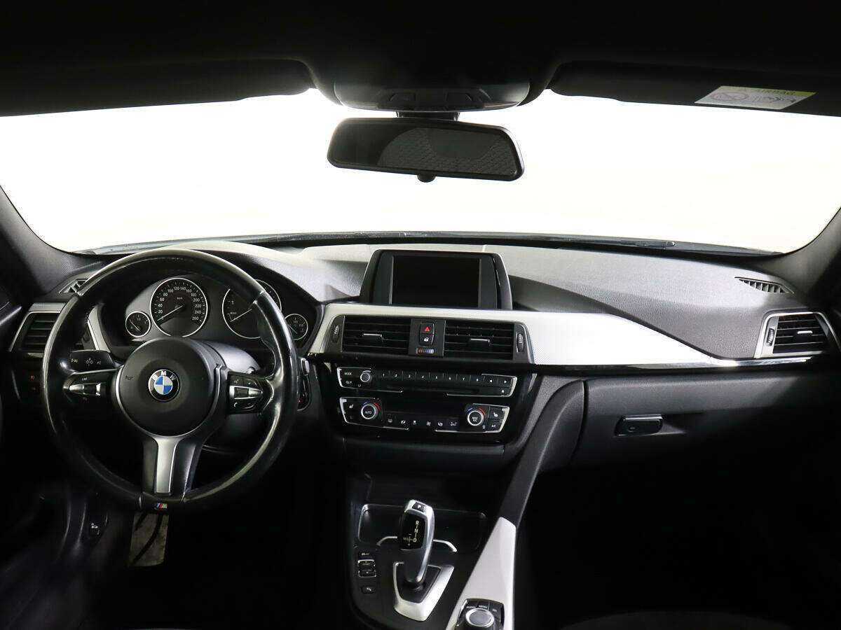 Б/У БМВ 3 серии 2016 года. Фото: #9