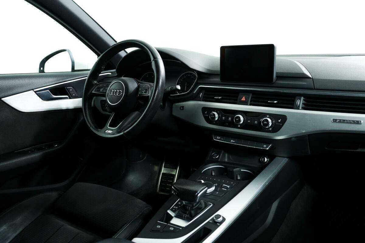 Б/У Ауди А4 2017 года. Фото: #8