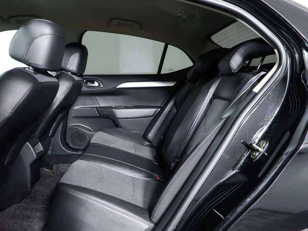 Б/У Ситроен Ц4 2016 года. Фото: #10